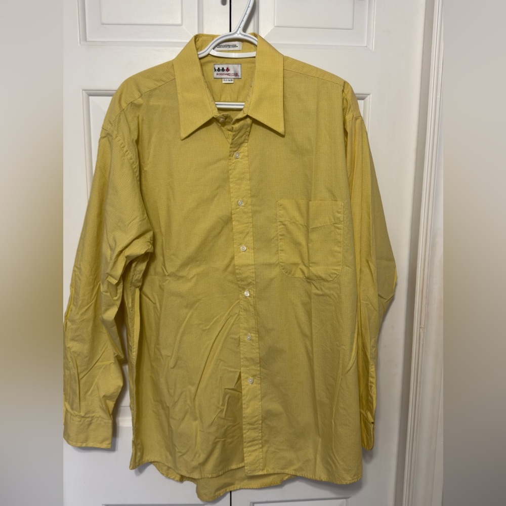 Men's Yellow Casual Button Down Shirt. Size XL. EUC